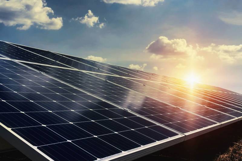 Panneaux solaires : remède à la flambée du prix de l’électricité